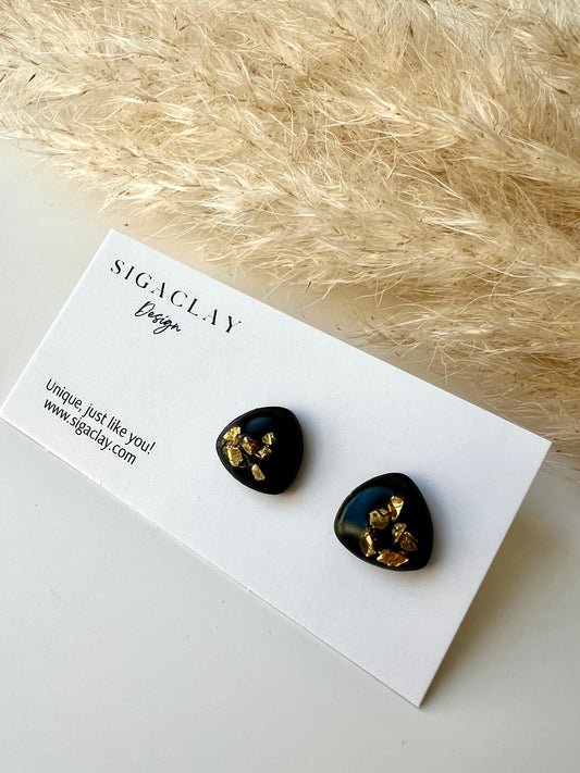 Juodas Blizgus "Essence" Trikampis